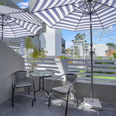 Nelson Towers Motel & Apartments Нелсън Бей Екстериор снимка